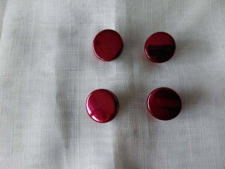 metaal/kunststof knoop, aubergine, 4 stuks, ø 18 mm, j. '70., Hobby en Vrije tijd, Naaien en Fournituren, Zo goed als nieuw, Knoop of Knopen