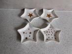 4x Bord 10x8 cm. Stervorm Goudkleurige Sterren Stippen, Ophalen of Verzenden, Zo goed als nieuw