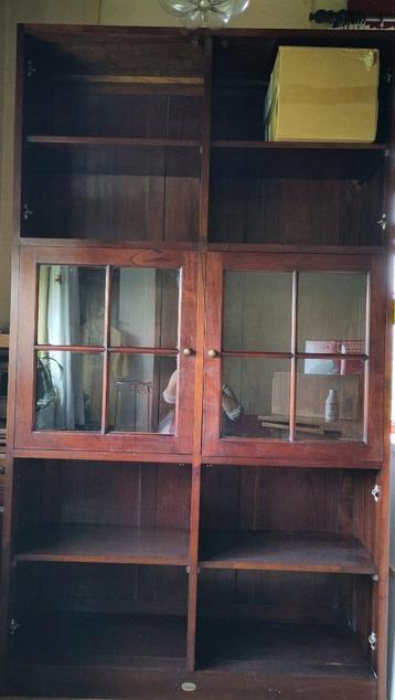Teakhouten kast (vitrinekast, boekenkast) beschikbaar voor biedingen