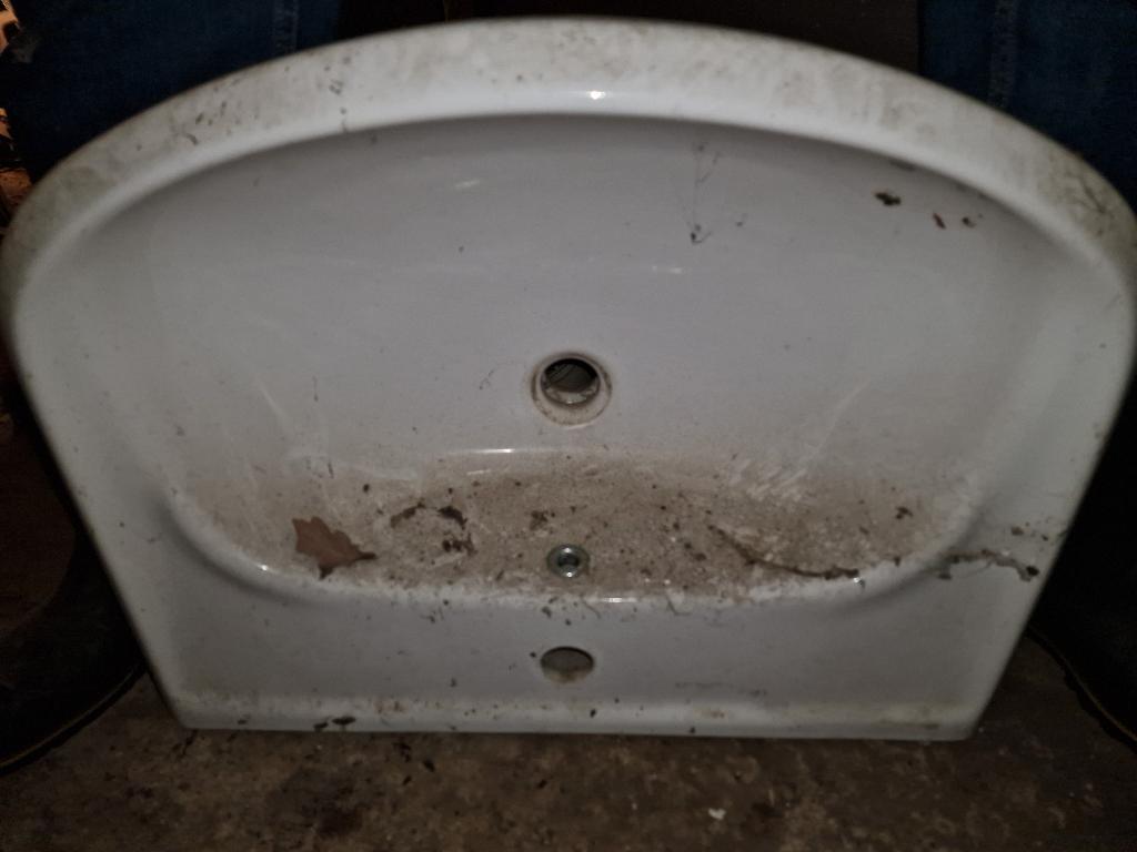 Drie wasbakken, Doe-het-zelf en Verbouw, Sanitair, Zo goed als nieuw, Wastafel, Ophalen