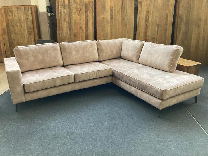 Hoekbank Veerle velvet stof leverkleur, Huis en Inrichting, Banken | Sofa's en Chaises Longues, Nieuw, Vierpersoons of meer, 250 tot 300 cm