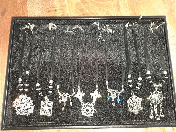 Partij kettingen + GRATIS LUXE DISPLAY!!!, Sieraden, Tassen en Uiterlijk, Kettingen, Nieuw, Overige materialen, Overige kleuren