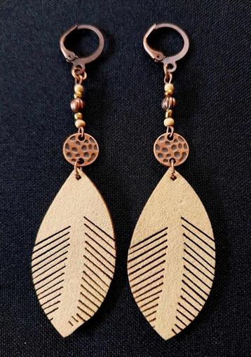 Boho oorbellen blaadjes beschikbaar voor biedingen