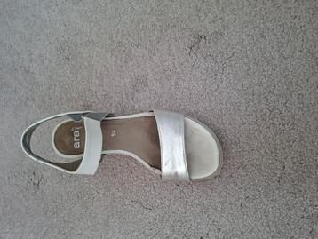 schoenen beschikbaar voor biedingen