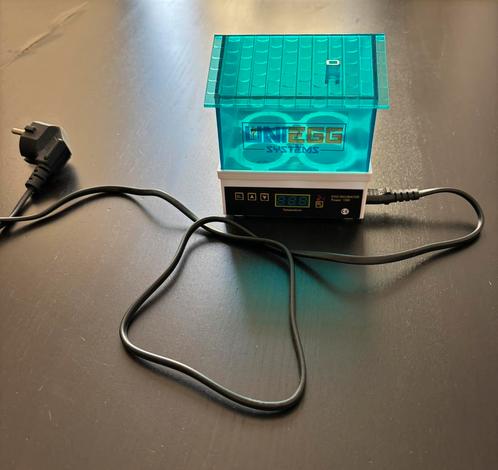 Uni egg systems kleine broedmachine broed huisje incubator, Dieren en Toebehoren, Pluimvee, Overige soorten, Geslacht onbekend
