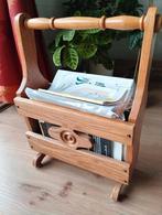 Antiek lectuurbak / krantenbak massief eiken blank gelakt, Huis en Inrichting, Woonaccessoires | Krantenbakken en Lectuurbakken