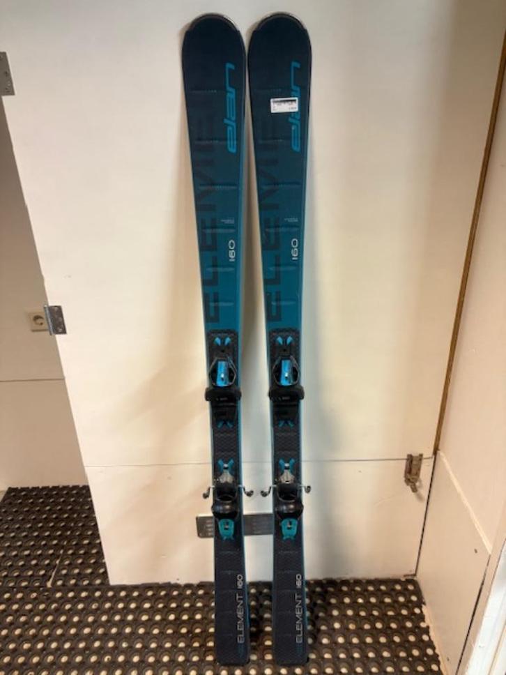 Elan Element Dames Piste Carveski's lengte 160 Testski's, Sport en Fitness, Skiën en Langlaufen, Zo goed als nieuw, Ski's, Skiën