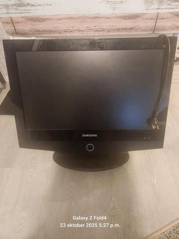 Samsung LE26R32BX - Prima TV voor kleine ruimte beschikbaar voor biedingen