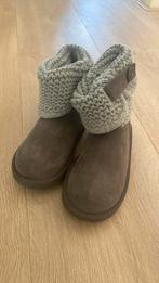 UGG laarzen maat 30 nieuw, Kinderen en Baby's, Kinderkleding | Schoenen en Sokken, Nieuw, Meisje, Laarzen, Ophalen of Verzenden