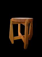 Prachtig vintage pine Modernist design krukje tafeltje, Ophalen of Verzenden, Gebruikt