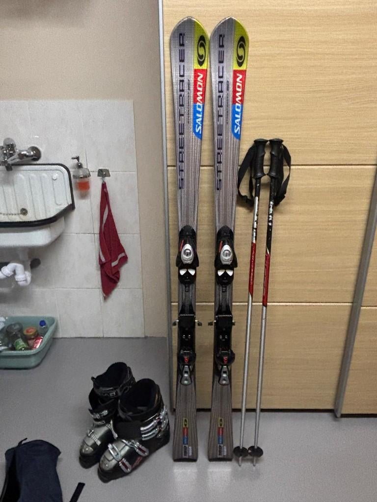 Salomon Ski Set mt 43, Sport en Fitness, Ophalen, 160 tot 180 cm, Gebruikt, Salomon