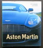 Aston Martin (Rainer Schlegelmilch) - 2005 (Eng/Duits/Frans), Boeken, Auto's | Boeken, Gelezen, Overige merken, Verzenden