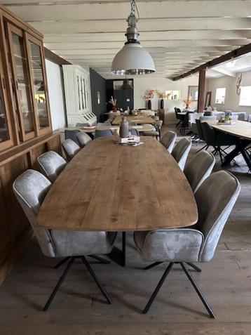 Nieuwe Deens ovale eettafel 300x105cm beschikbaar voor biedingen