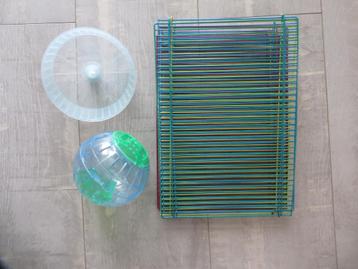 Set speelgoed voor hamsters/kleine knaagdieren beschikbaar voor biedingen