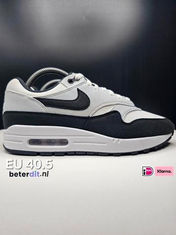 Nike Air Max 1 'White Black'
Maat: 40.5  beschikbaar voor biedingen
