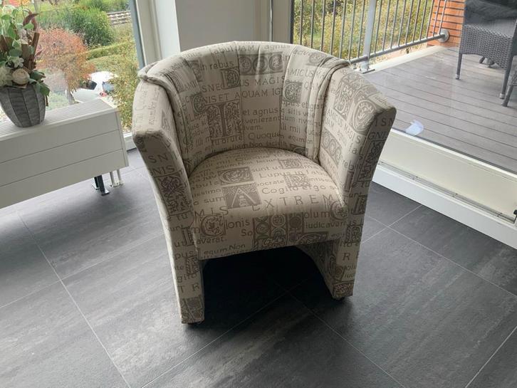 Stijlvolle Kaptafel / Leesstoel, Huis en Inrichting, Fauteuils, Gebruikt, Stof, 50 tot 75 cm, Minder dan 75 cm, Ophalen