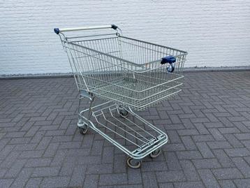 Winkelwagentjes in prima staat (45x) beschikbaar voor biedingen