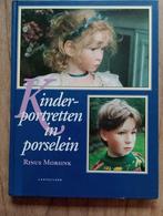 Kinderportretten in porselein door Rinus Morsink, Ophalen of Verzenden, Zo goed als nieuw, Schilder- en Tekenkunst