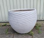 Witte bloempot steen. Groot, Steen, Gebruikt, 40 cm of meer, Rond