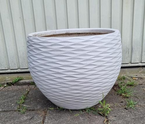 Witte bloempot steen. Groot, Tuin en Terras, Bloempotten, Gebruikt, Steen, Binnen, Balkon, Tuin, 40 tot 70 cm, 40 cm of meer, Rond