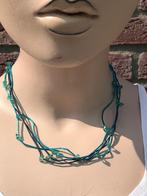 Ketting 2 kleuren blauw - 4 strengetjes -Jaren 80, Sieraden, Tassen en Uiterlijk, Kettingen, Ophalen of Verzenden, Zo goed als nieuw