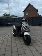 Piaggio Zip 70cc, Fietsen en Brommers, Scooters | Piaggio, Ophalen, Gebruikt, Benzine, Maximaal 25 km/u