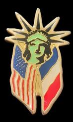 New York vrijheidsbeeld pinmet vlaggen, Verzamelen, Speldjes, Pins en Buttons, Verzenden, Nieuw, Stad of Land, Speldje of Pin