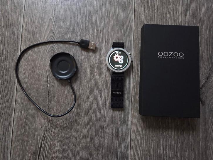 Oozoo Smartwatch als nieuw, Sieraden, Tassen en Uiterlijk, Smartwatches, Zo goed als nieuw, Android, Zilver, Ophalen of Verzenden