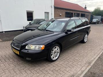 Volvo V70 2.0 T Summum Automaat beschikbaar voor biedingen