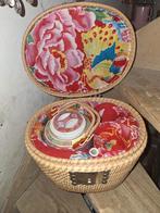 Chinese theepot in mand, Antiek en Kunst, Ophalen of Verzenden