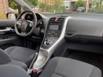 Toyota Auris 1.8 FULL HYBRID DYNAMIC AUT NAVI AIRCO LED LMV, Euro 5, 4 cilinders, Grijs, Hybride Elektrisch/Benzine