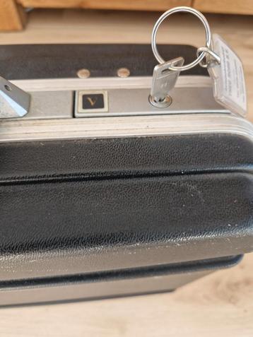 Goed gevulde Gedore gereedschap koffer beschikbaar voor biedingen