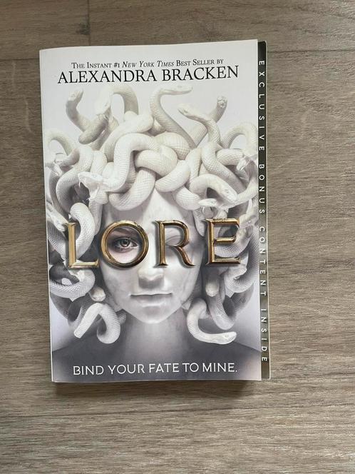 Lore - Alexandra Bracken EN, Boeken, Fantasy, Zo goed als nieuw, Ophalen of Verzenden