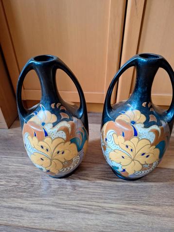 2 Delig Kaststel - Hoogte 32cm beschikbaar voor biedingen