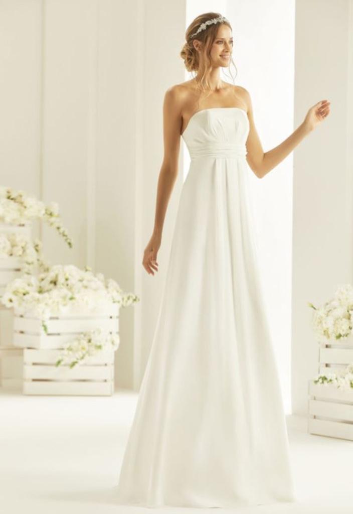 Prachtige ivoorkleurige Bianco Evento trouwjurk, Kleding | Dames, Trouwkleding en Trouwaccessoires, Zo goed als nieuw, Trouwjurk