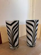 2 moderne glazen vazen, Antiek en Kunst, Ophalen