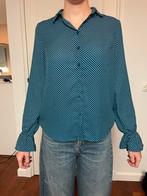 Blauwe blouse met witte stippen maat XS, Kleding | Dames, Blouses en Tunieken, Ophalen of Verzenden, Zo goed als nieuw, Maat 34 (XS) of kleiner