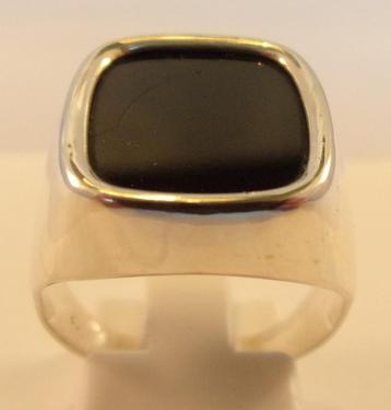 Zilveren Heren zegelring / pinkring met Onyx plaat beschikbaar voor biedingen