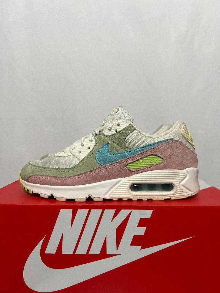 ALS NIEUW! Maat 40 - Nike Air Max 90 Easter Leopard, Kleding | Dames, Schoenen, Zo goed als nieuw, Sneakers of Gympen, Overige kleuren
