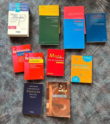 Diverse boeken voor opleiding tolk-vertaler Frans - Ned. vv beschikbaar voor biedingen