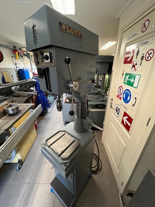 kolomboormachines FLOTT, Doe-het-zelf en Verbouw, Gereedschap | Boormachines, Zo goed als nieuw, Kolomboormachine, 600 watt of meer