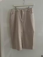 Mooie suede rok - zo goed als nieuw!, Maat 38/40 (M), Beige, Ophalen of Verzenden, Zo goed als nieuw