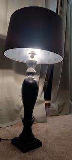 Zwarte lamp met grijze velvet kap, Huis en Inrichting, Lampen | Lampenkappen, Ophalen, Gebruikt, Grijs, 50 cm of meer