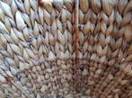 Hand gevlochten mand voor spullen, plant Kerstboom, speelgoe, Ophalen of Verzenden, Zo goed als nieuw, Rond, Riet