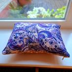 HK LIVING KUSSEN/2-zijdige prints/paars-paisley/honingbeige., Ophalen of Verzenden, Zo goed als nieuw, Overige kleuren, Rechthoekig