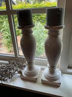 Twee grote kandelaars met kaarsen, Ophalen of Verzenden, Zo goed als nieuw, Overige materialen, Minder dan 25 cm