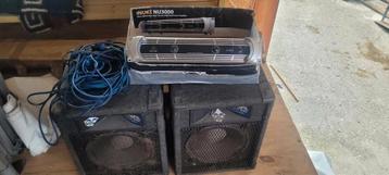 Speaker set met versterker  beschikbaar voor biedingen