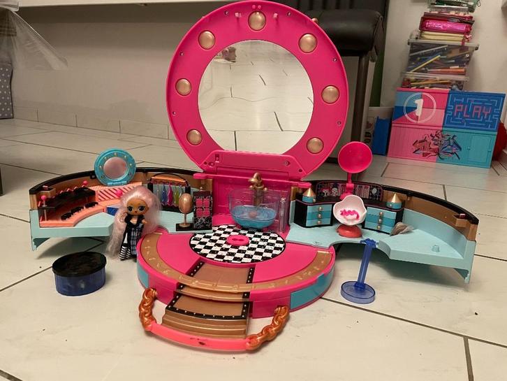 LOL Surprise! – 5-in-1 Schoonheidssalon Speelset, Kinderen en Baby's, Speelgoed | Poppen, Zo goed als nieuw, Overige typen, Ophalen