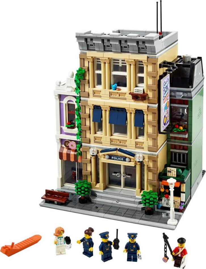 Lego 10278 Police station, Kinderen en Baby's, Speelgoed | Duplo en Lego, Zo goed als nieuw, Lego, Complete set, Ophalen