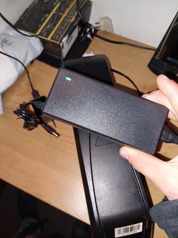 Fatbike v8 h9 v20 oplader nieuw! Ebike charger beschikbaar voor biedingen